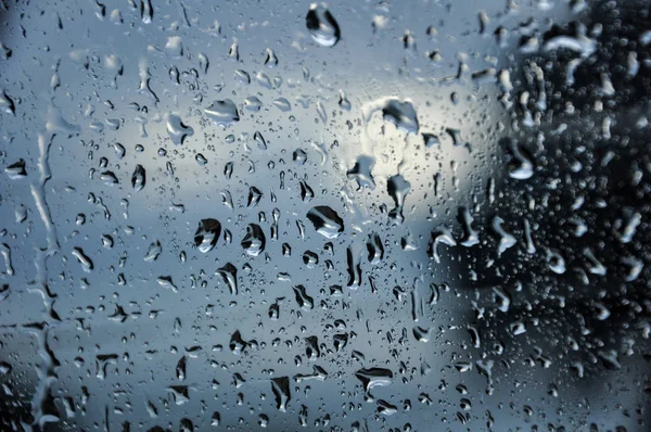 Raindrops on a window — Stock Photo, Image