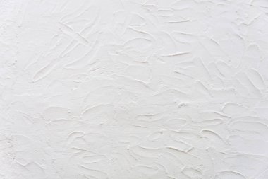 Akdeniz tarzı sert desenli beyaz duvar