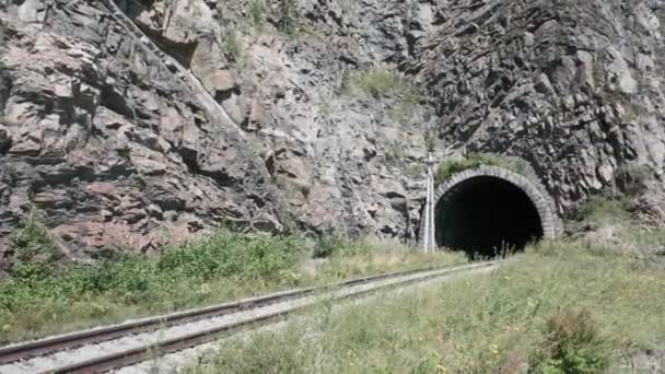 Den Järnväg Tunnelen Kusten Lake Baikal — Stockvideo