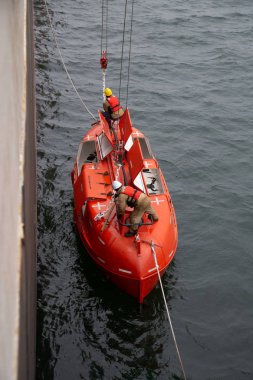 Vladivostok, Rusya Federasyonu - ebilmek 18-th, 2017: bir Návod tekneye Çukotka artı gemisinden kökenli.