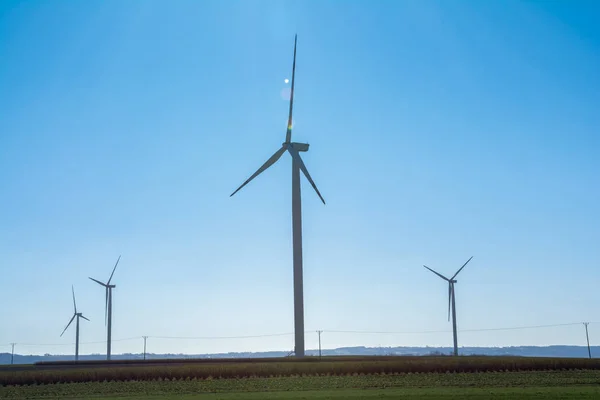 Field Windmills Electric Power Clean Energy Produced Wind Extraction Energy — Stock Photo, Image
