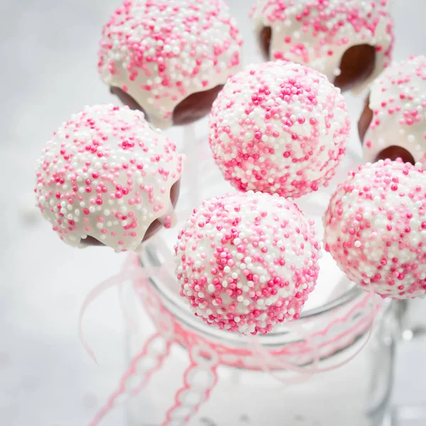 Vita Och Rosa Cake Pops Mason Jar — Stockfoto