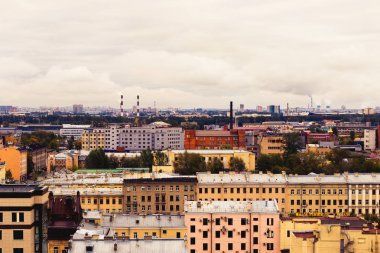 Saint Petersburg, Rusya'nın eski çatılar üzerinden panoramik görünüm