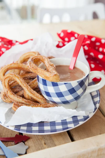 Deliziosi Churros Fritti Con Cannella Zucchero — Foto Stock