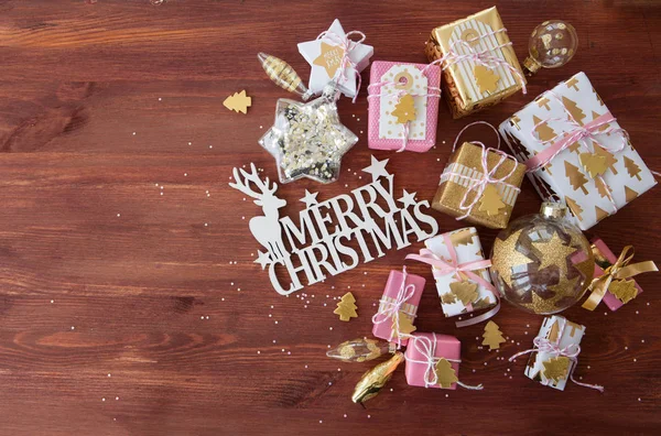 Pequeños Regalos Envoltorio Regalo Festivo Para Navidad — Foto de Stock