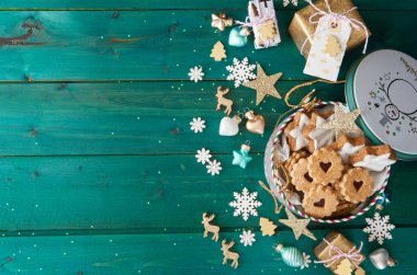Tanımlama bilgileri ve Noel decorrations küçük kavanoz