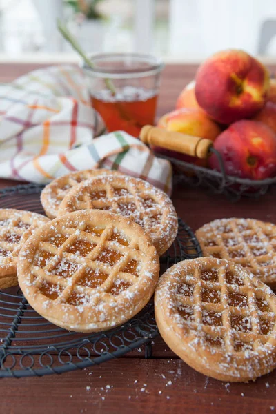 Little Pies Made Short Crust Peach Jam — Stock Photo, Image