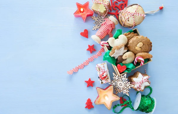 Varietà Biscotti Natale Decorazioni Festive — Foto Stock