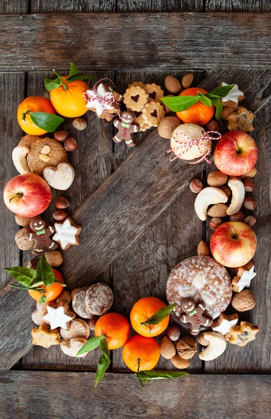 Gingerbread Nuts Fruits Merry Christmas Happy Holidays — Stock Photo, Image