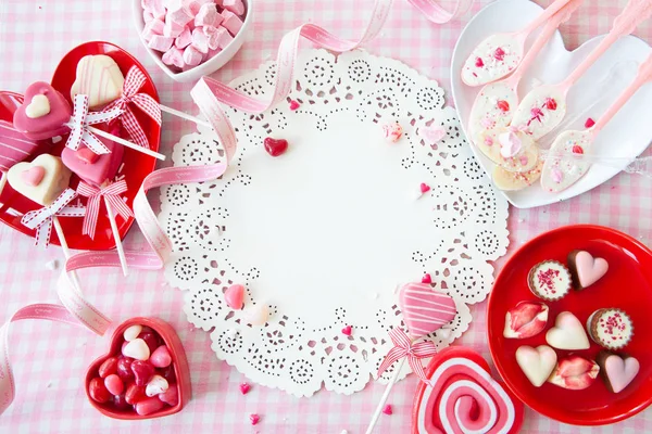 Deliciosos Dulces Chocolates Forma Corazón Rosa —  Fotos de Stock