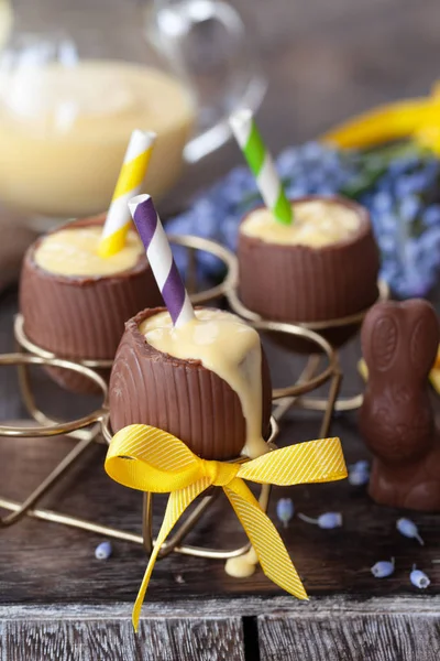 Egg nogg in chocolate egg — Stock Photo, Image