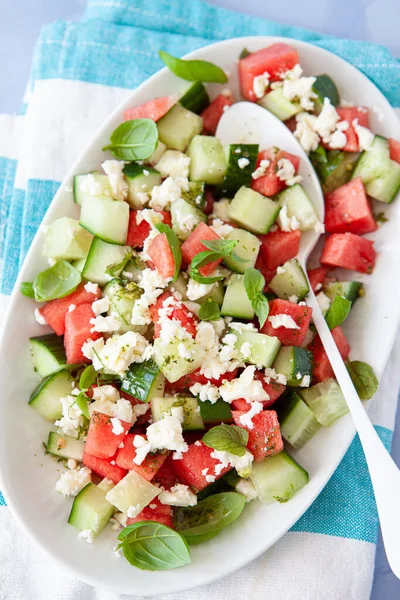 Sötvattenmelonsallad Med Gurka Och Fetaost — Stockfoto