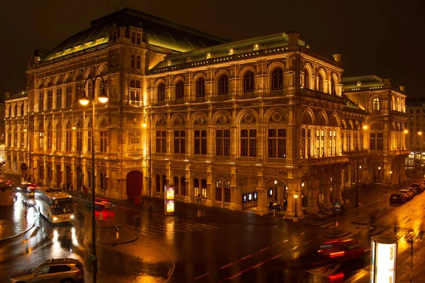 Vienna State Opera Night Rain — Stock Photo, Image