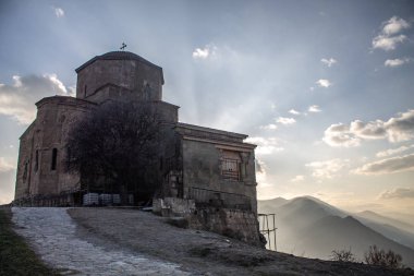 Eski Jvari manastır Gürcü dağlarda