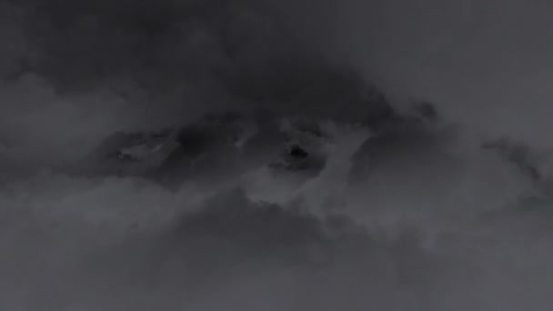 Angolo Della Telecamera Imbatte Una Nuvola Pioggia Animazione Loop — Video Stock