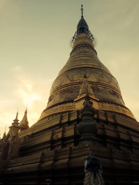 Vecchio tempio Bagan e rovine in Myanmar — Foto Stock