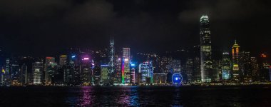 Hong Kong şehri, sokaklar ve nehir