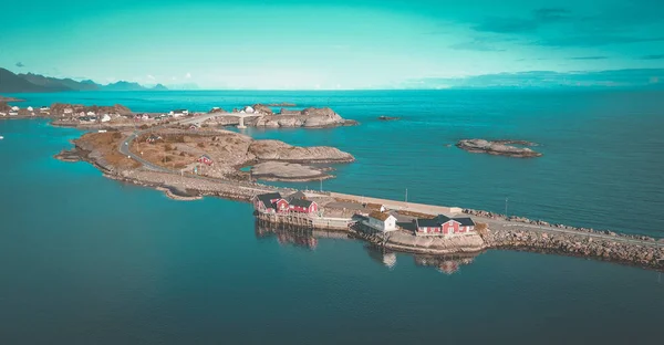 Vista Reine dall'alto, nelle isole Lofoten in Norvegia — Foto Stock