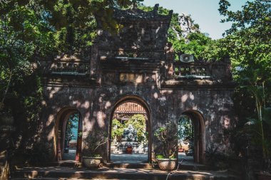 Danang, Orta Vietnam'da mermer dağlar manzarası