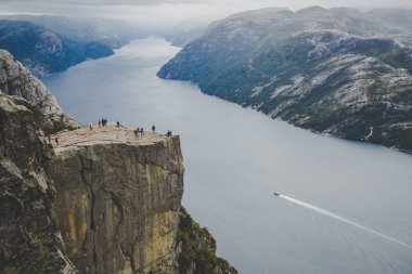 Norveç'te Stavenger minber kaya manzarası