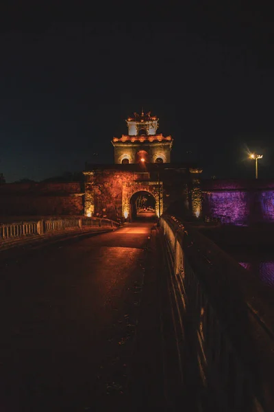 Palais impérial de teinte et tombes royales au Vietnam — Photo