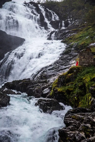 Algumas vistas da Cachoeira perto de Bergen, na Noruega — Fotografia de Stock