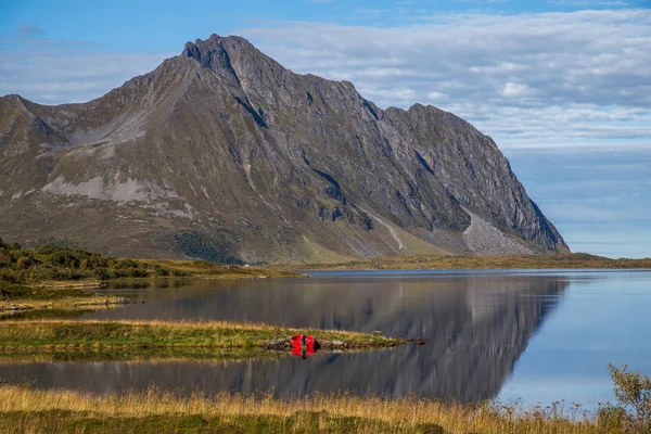 Výhled na Lofotenské ostrovy a okolí, v Norsku — Stock fotografie