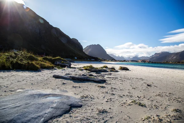 Výhled na Lofotenské ostrovy a okolí, v Norsku — Stock fotografie