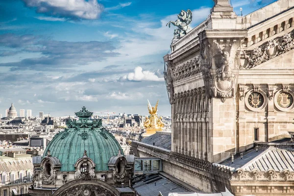 Vue sur Paris depuis les toits, en France — Photo