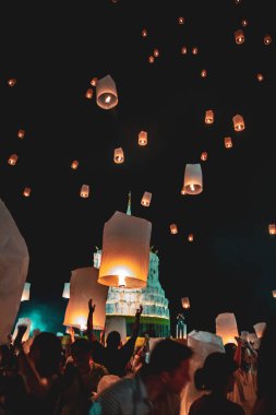 Fenerler festivali, Tayland Chiang Mai Yee Peng ve Loy Khratong