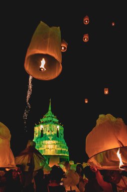 Fenerler festivali, Tayland Chiang Mai Yee Peng ve Loy Khratong