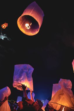 Fenerler festivali, Tayland Chiang Mai Yee Peng ve Loy Khratong