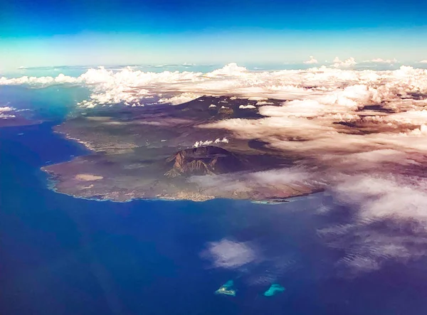 Volcano views from airplane, in Bali Indonesia — Stock Photo, Image