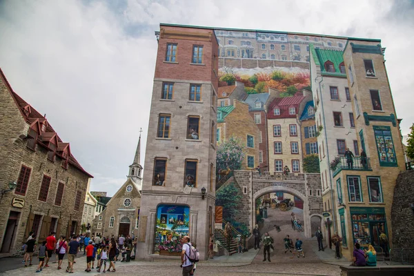 Chateau frontenac hotel in quebec stadt strassen in kanada — Stockfoto