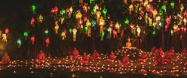 Festival das Lanternas, Yee Peng e Loy Khratong em Chiang Mai, Tailândia — Fotografia de Stock