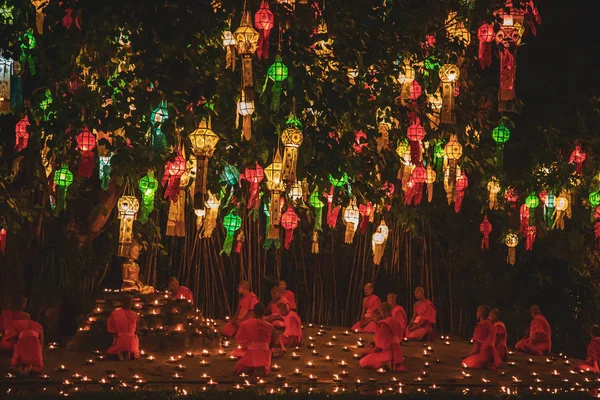 Lanterns festival, Yee Peng and Loy Khratong in Chiang Mai, Thailand — Stock Photo, Image