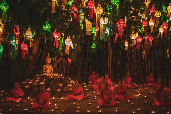 태국 치앙마이의 등불 축제, 예펑과 로이 크라통 — 스톡 사진