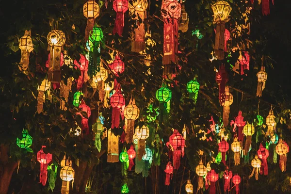 Lámpák Fesztivál, Yee Peng és Loy Khratong a Chiang Mai, Thaiföld — Stock Fotó