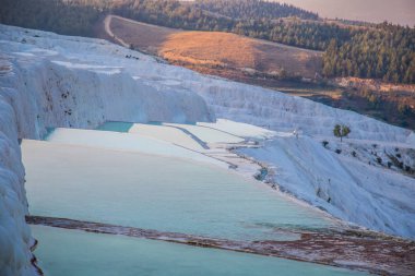 Türkiye Hierapolis'te Pamukkale havuz terasları