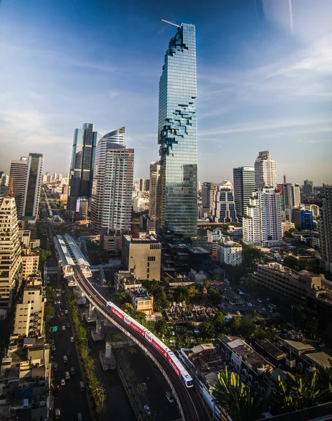 Tayland Bangkok Mahanakhon kule manzarası — Stok fotoğraf