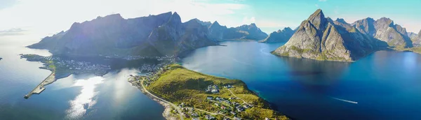 Θέα από πάνω, στα νησιά Φότεν στη Νορβηγία — Φωτογραφία Αρχείου
