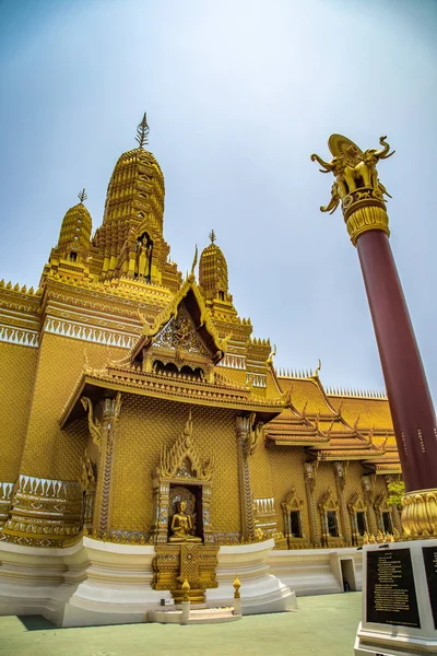 Templos em Cidade Antiga Muang Boran em Bangkok Tailândia — Fotografia de Stock
