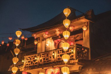 Hoi Orta Vietnam'da Bir sokaklar ve Kanallar