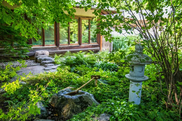 Vues sur les jardins botaniques à Montréal au Canada — Photo