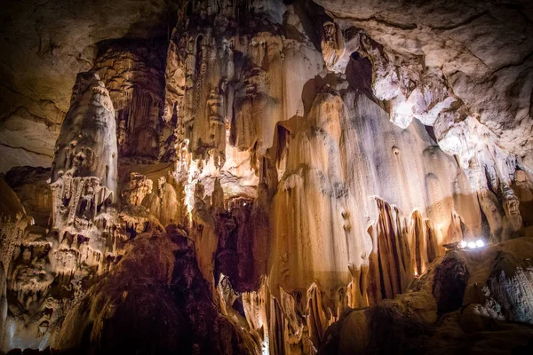 De grot van Saint Marcel d Ardeche in Frankrijk — Stockfoto