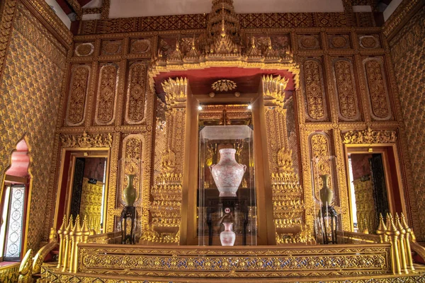 Templos em Cidade Antiga Muang Boran em Bangkok Tailândia — Fotografia de Stock