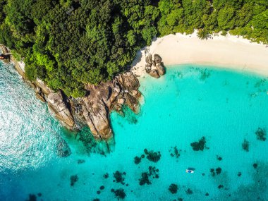 Tayland yukarıdan Similan ada hava manzarası