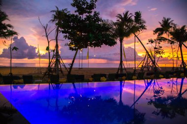 Khao Lak beach resort manzaraları gün batımında, Tayland
