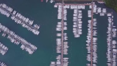 Martinik adası ve Karayip adalarındaki deniz manzarası