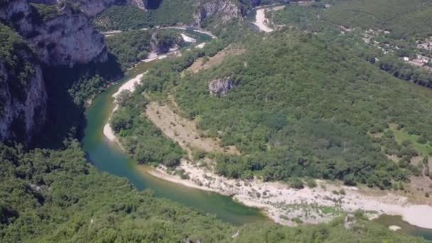 フランスのArdecheラベンダーと峡谷の空中ビュー — ストック動画
